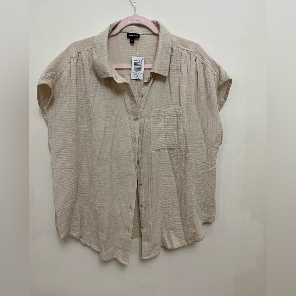 Torrid Cream Colored Dolman Cotton Gauze Shirt